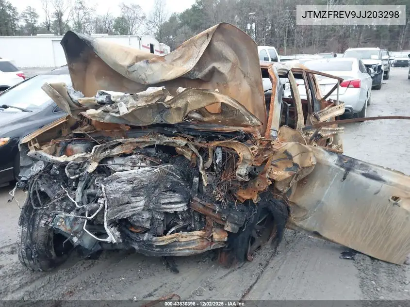 JTMZFREV9JJ203298 2018 Toyota Rav4 Le