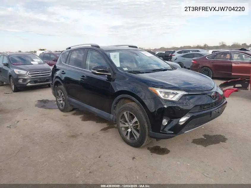 2T3RFREVXJW704220 2018 Toyota Rav4 Xle