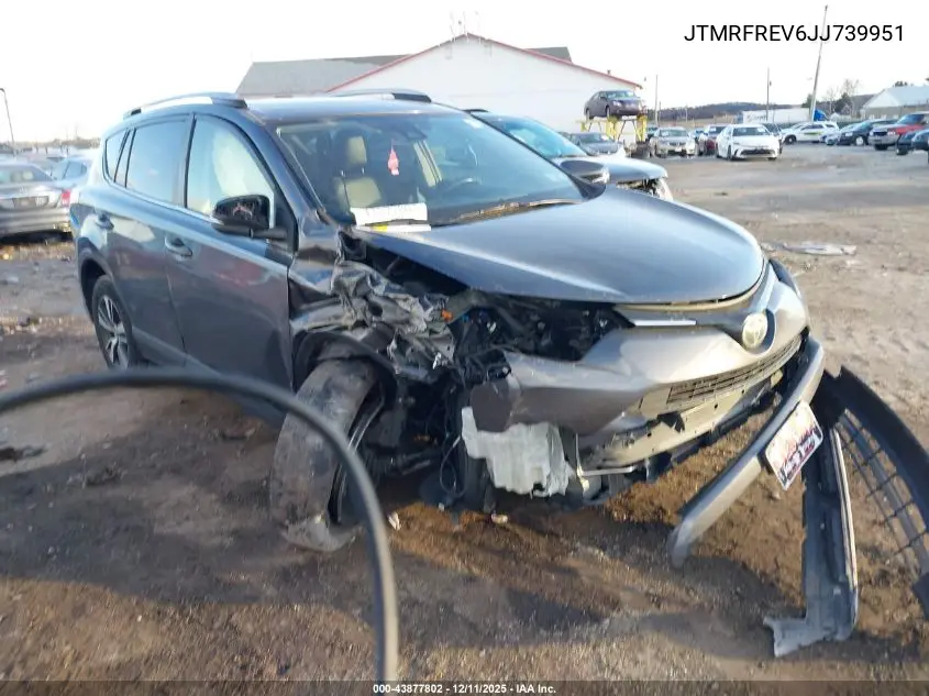 JTMRFREV6JJ739951 2018 Toyota Rav4 Xle