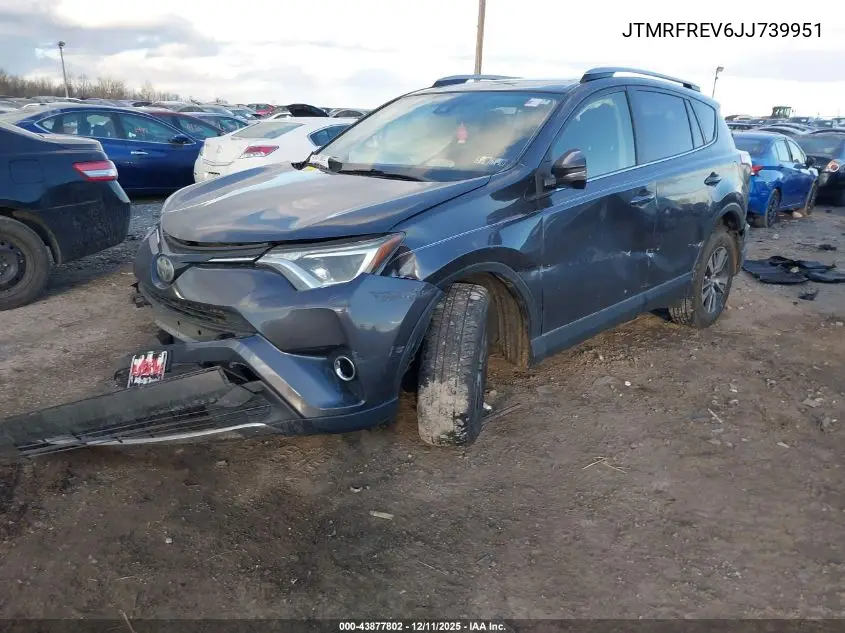 JTMRFREV6JJ739951 2018 Toyota Rav4 Xle