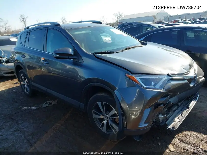 2T3RFREV1JW788704 2018 Toyota Rav4 Adventure/Xle
