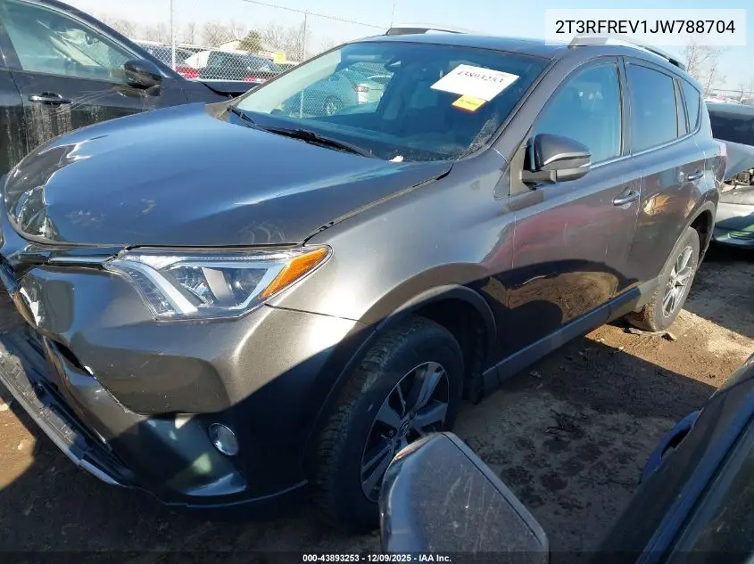 2T3RFREV1JW788704 2018 Toyota Rav4 Adventure/Xle