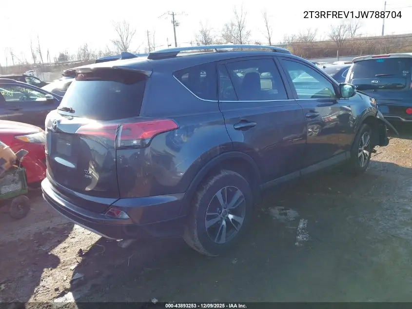 2T3RFREV1JW788704 2018 Toyota Rav4 Adventure/Xle