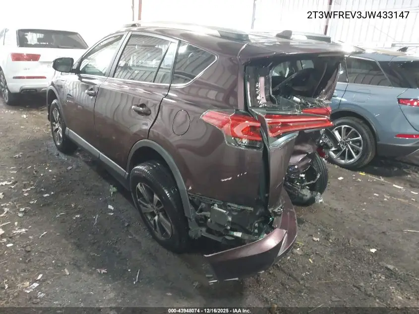 2T3WFREV3JW433147 2018 Toyota Rav4 Xle