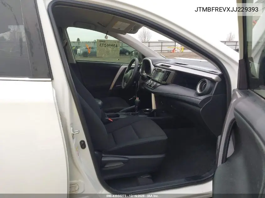 JTMBFREVXJJ229393 2018 Toyota Rav4 Le