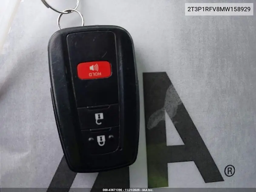 2T3P1RFV8MW158929 2021 Toyota Rav4 Xle