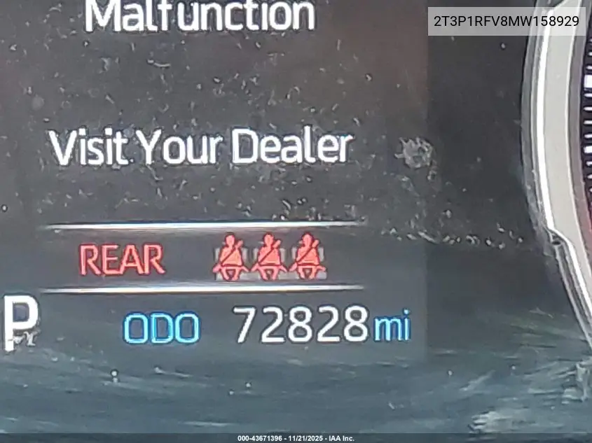 2T3P1RFV8MW158929 2021 Toyota Rav4 Xle