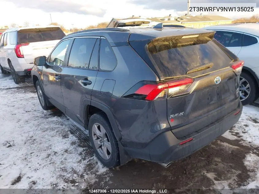 2T3RWRFV9NW135025 2022 Toyota Rav4 Xle
