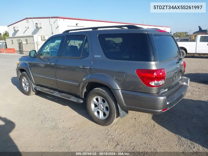 2005 Toyota Sequoia Sr5 V8 VIN: 5TDZT34AX5S261997 Lot: 39704132