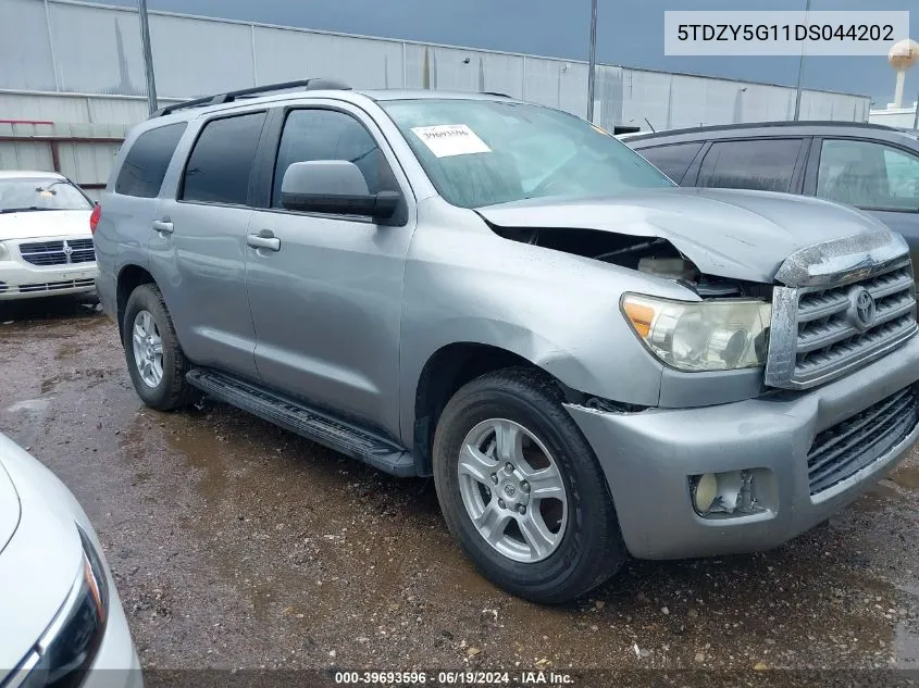 5TDZY5G11DS044202 2013 Toyota Sequoia Sr5 5.7L V8