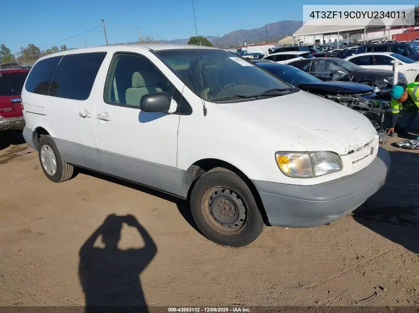 4T3ZF19C0YU234011 2000 Toyota Sienna Ce