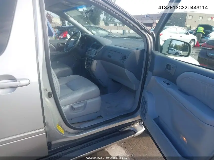 4T3ZF13C32U443114 2002 Toyota Sienna Le/Xle