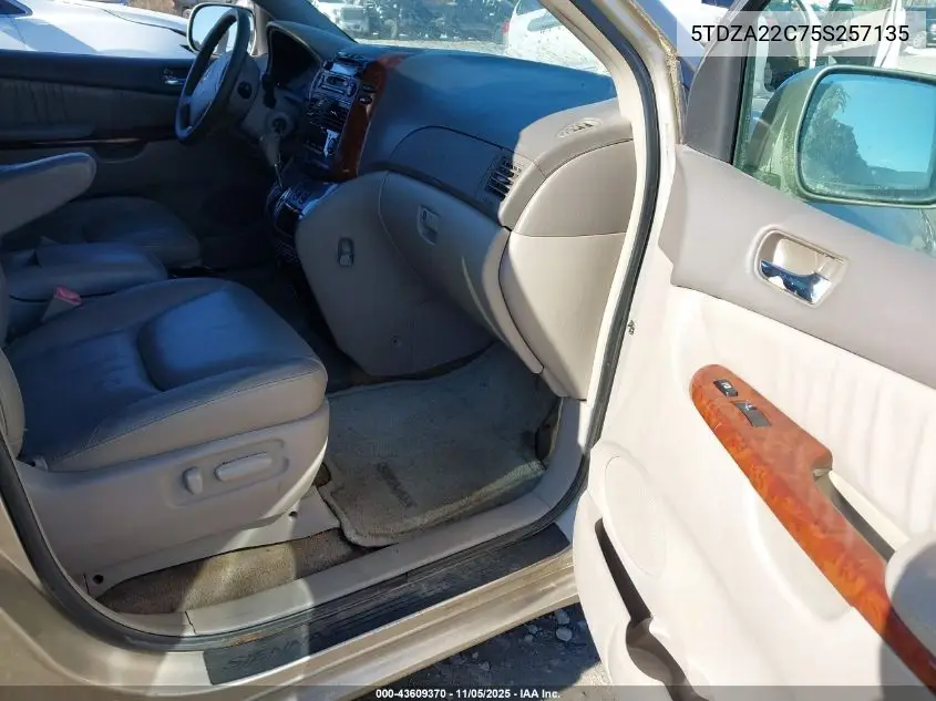 5TDZA22C75S257135 2005 Toyota Sienna Xle