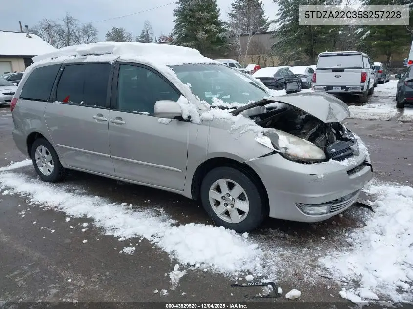 5TDZA22C35S257228 2005 Toyota Sienna Xle