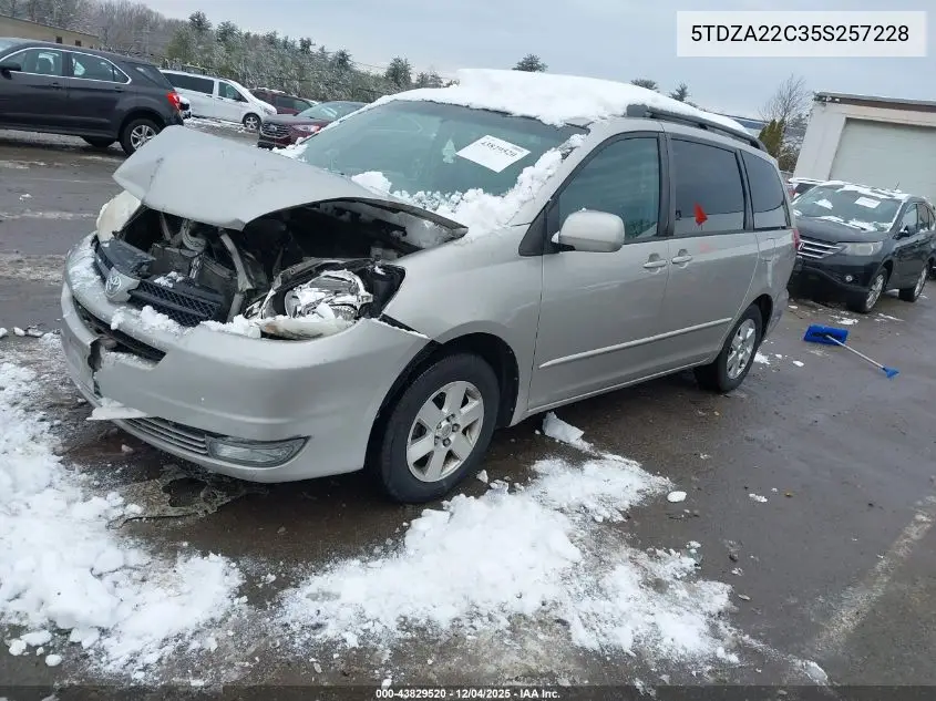 5TDZA22C35S257228 2005 Toyota Sienna Xle