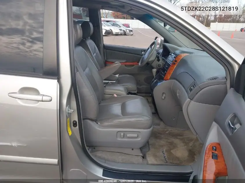 5TDZK22C28S121819 2008 Toyota Sienna Xle