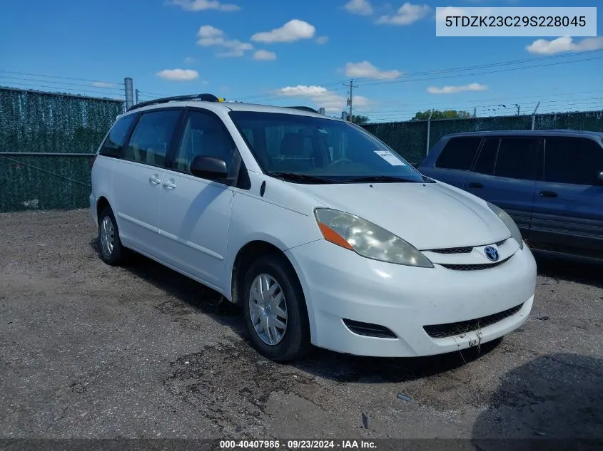 5TDZK23C29S228045 2009 Toyota Sienna Ce