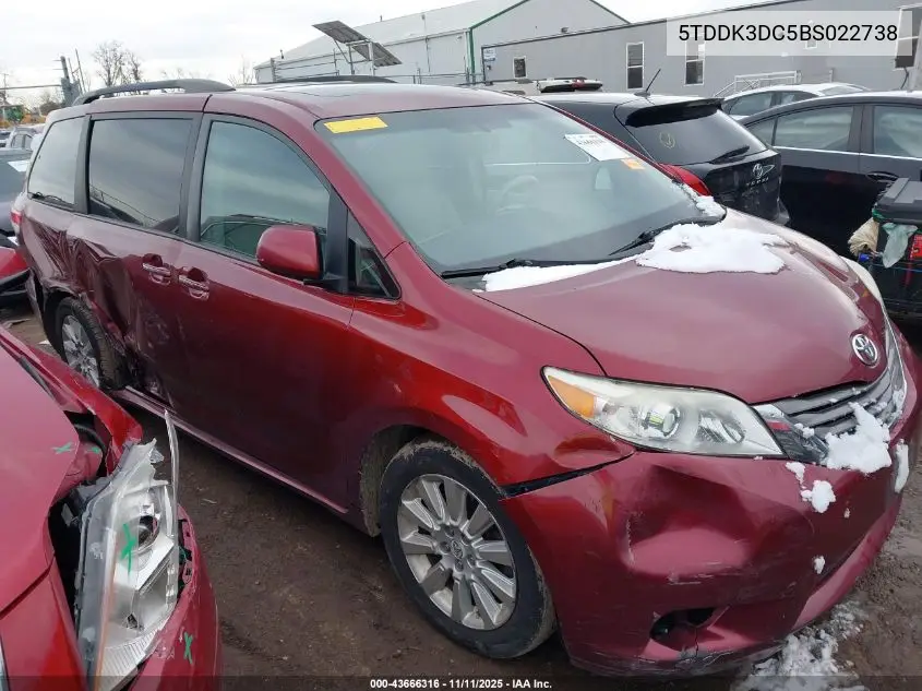 5TDDK3DC5BS022738 2011 Toyota Sienna Xle