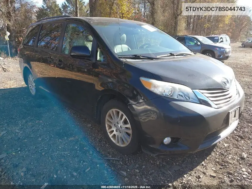 5TDYK3DC7BS044743 2011 Toyota Sienna Xle V6