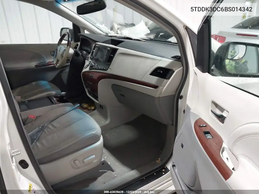 5TDDK3DC6BS014342 2011 Toyota Sienna Limited