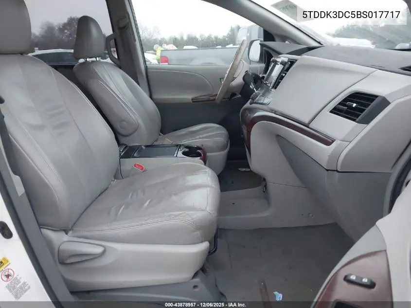 5TDDK3DC5BS017717 2011 Toyota Sienna Xle