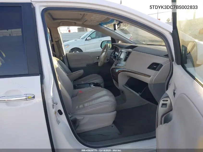 5TDYK3DC7BS002833 2011 Toyota Sienna Xle V6