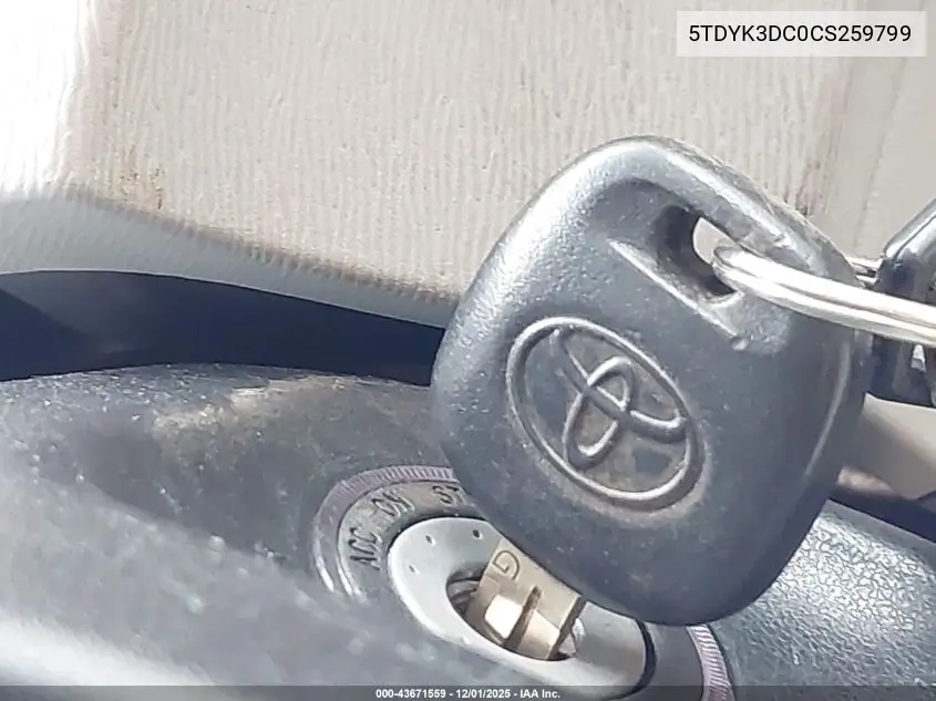 5TDYK3DC0CS259799 2012 Toyota Sienna Xle V6 8 Passenger