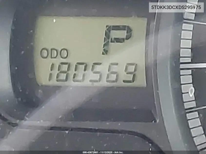 5TDKK3DCXDS295975 2013 Toyota Sienna Le V6 8 Passenger