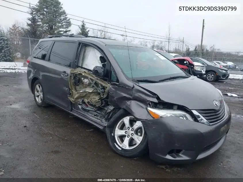 5TDKK3DC9DS390799 2013 Toyota Sienna Le V6 8 Passenger