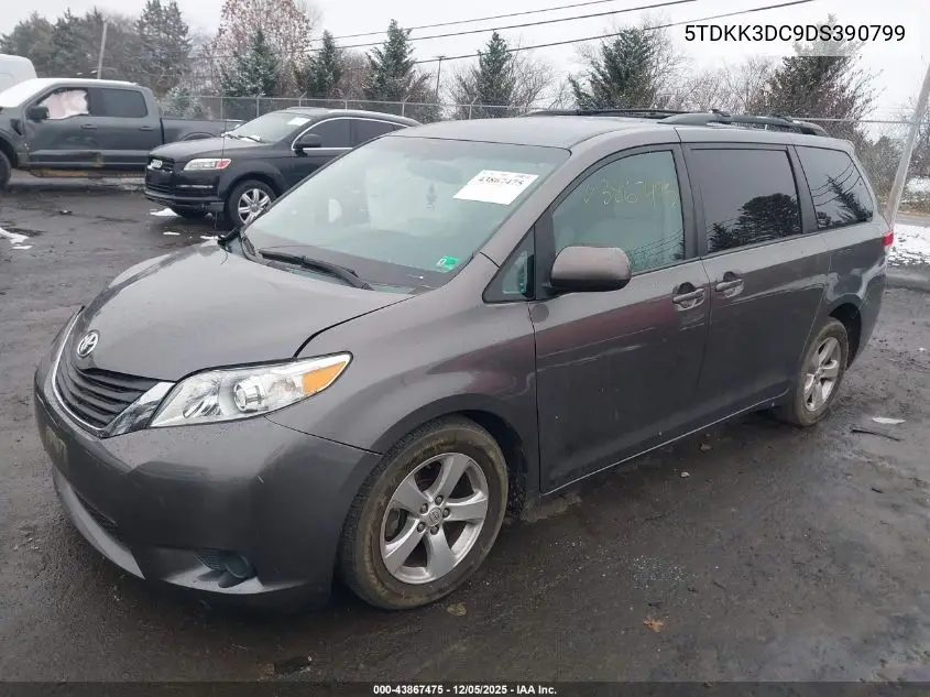 5TDKK3DC9DS390799 2013 Toyota Sienna Le V6 8 Passenger