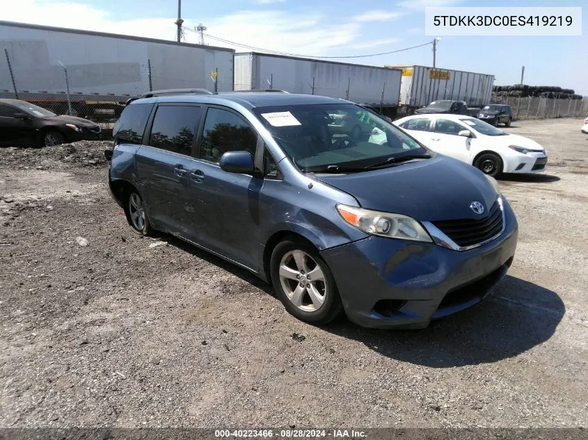 5TDKK3DC0ES419219 2014 Toyota Sienna Le V6 8 Passenger