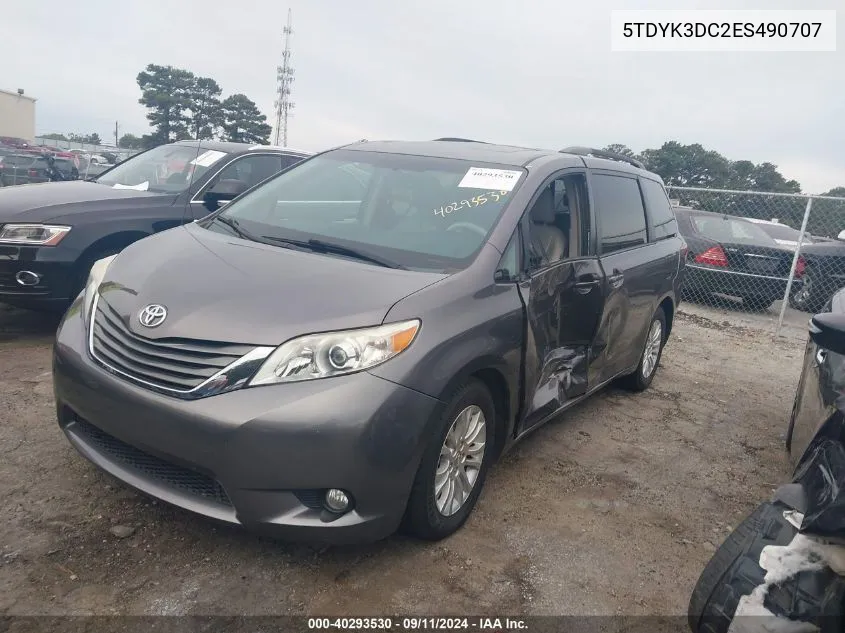 5TDYK3DC2ES490707 2014 Toyota Sienna Xle V6 8 Passenger