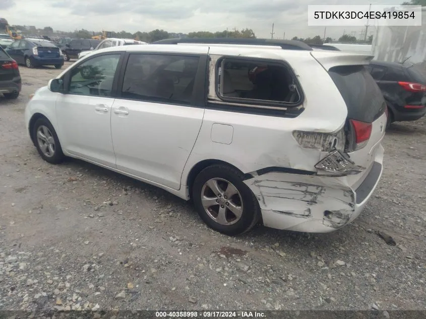 5TDKK3DC4ES419854 2014 Toyota Sienna Le V6 8 Passenger