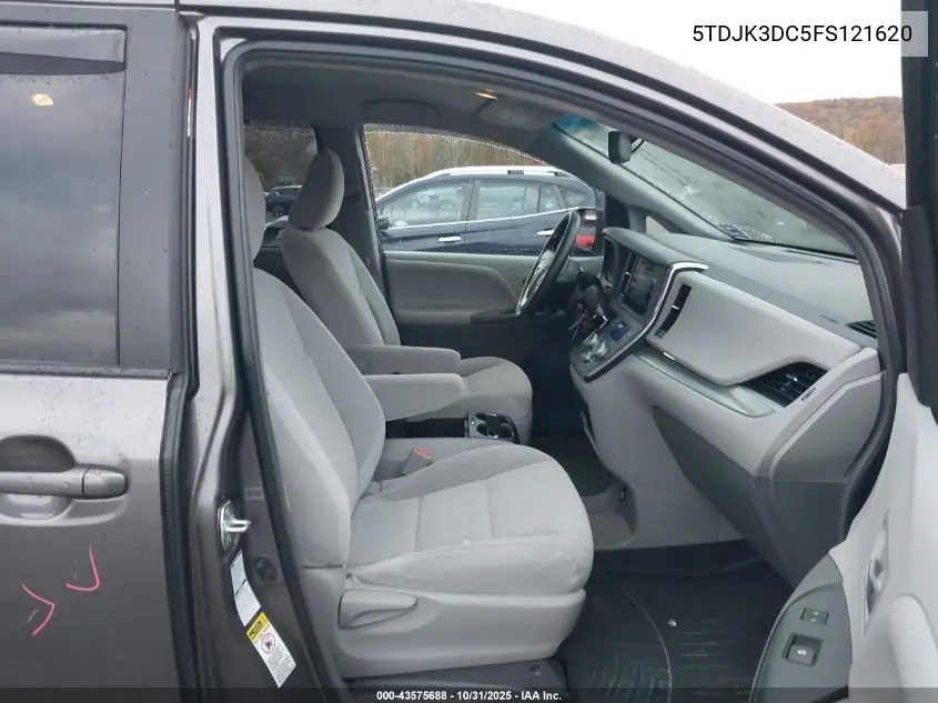 5TDJK3DC5FS121620 2015 Toyota Sienna Le 7 Passenger