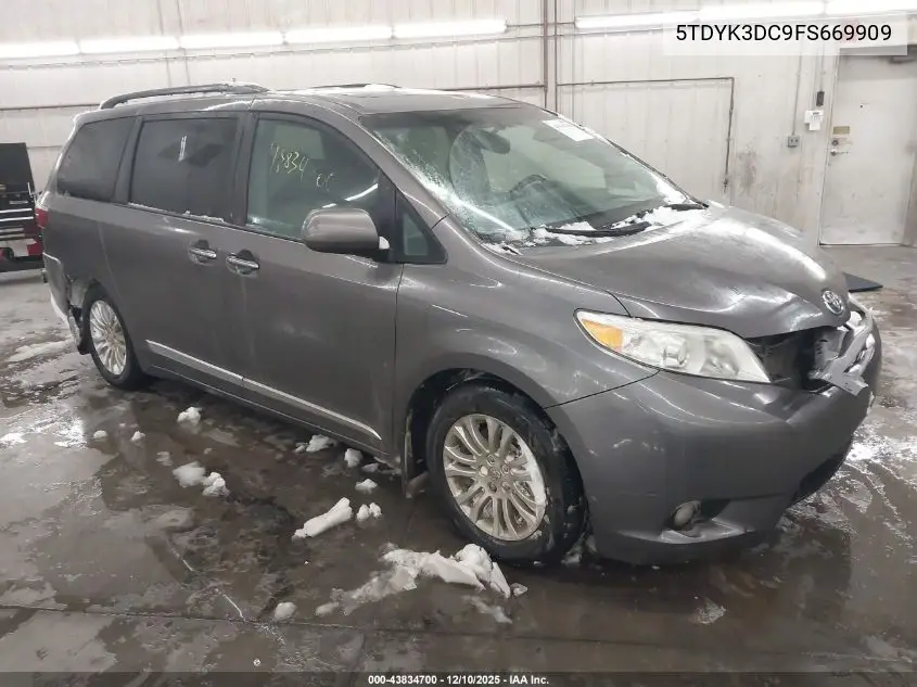 5TDYK3DC9FS669909 2015 Toyota Sienna Xle 8 Passenger