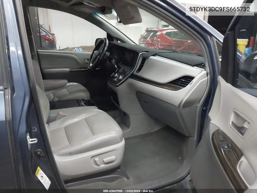 5TDYK3DC9FS665732 2015 Toyota Sienna Xle 8 Passenger