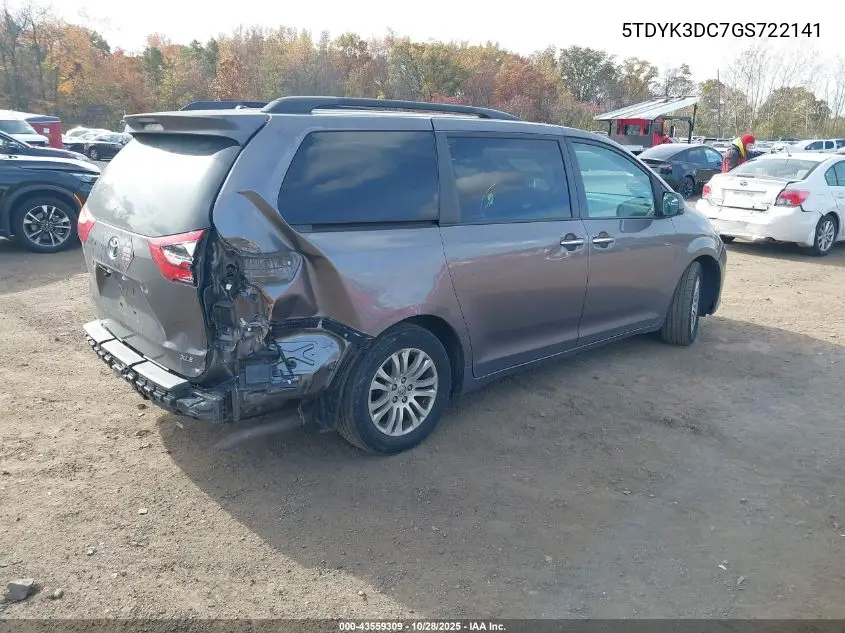 5TDYK3DC7GS722141 2016 Toyota Sienna Xle 8 Passenger