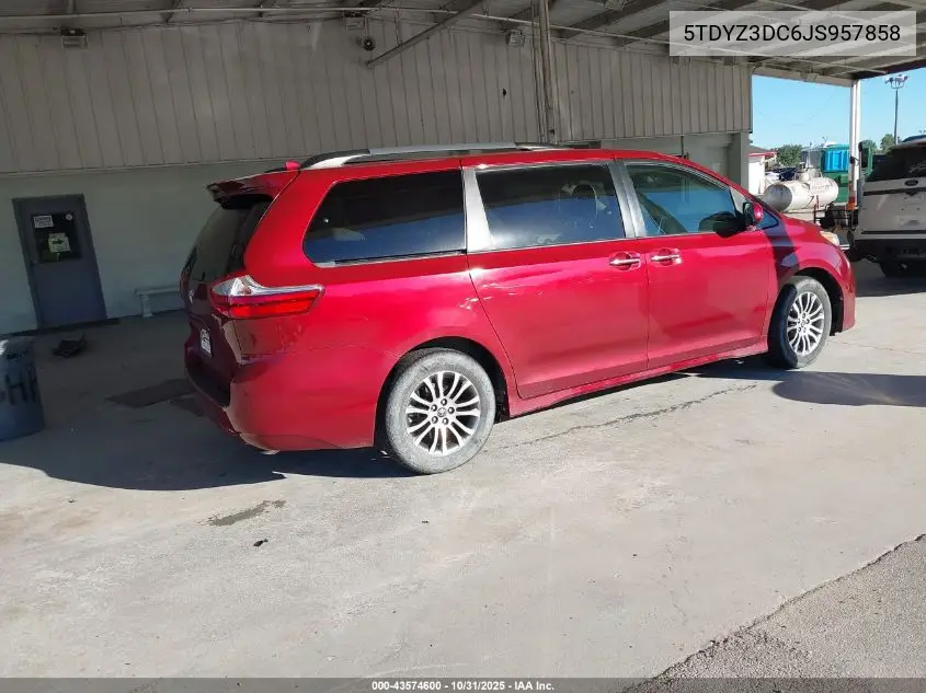 5TDYZ3DC6JS957858 2018 Toyota Sienna Xle 8 Passenger