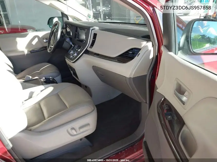 5TDYZ3DC6JS957858 2018 Toyota Sienna Xle 8 Passenger