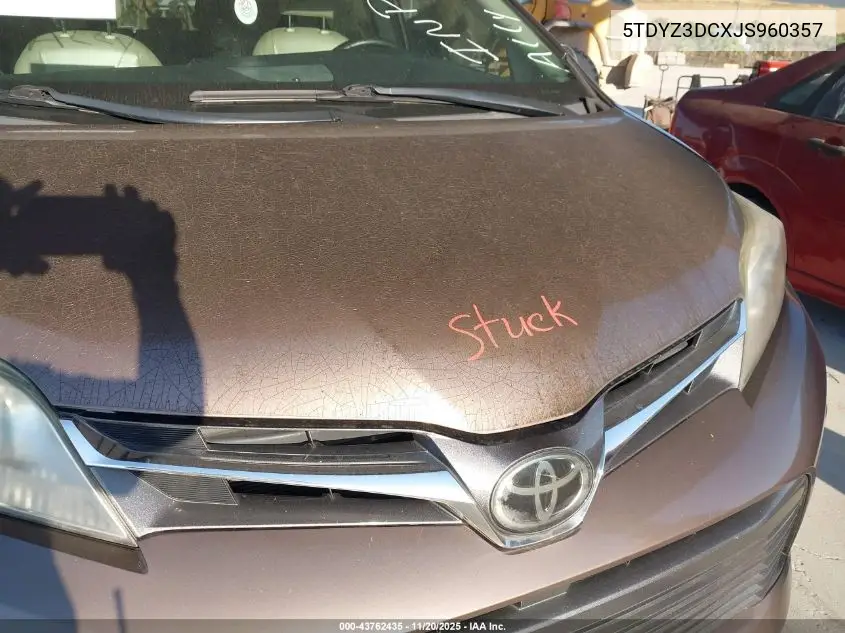 5TDYZ3DCXJS960357 2018 Toyota Sienna Xle 8 Passenger