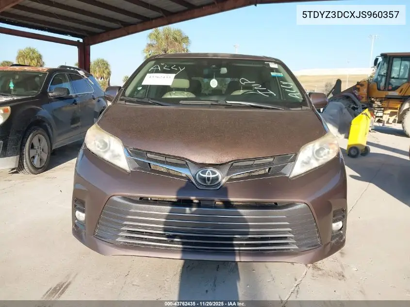 5TDYZ3DCXJS960357 2018 Toyota Sienna Xle 8 Passenger