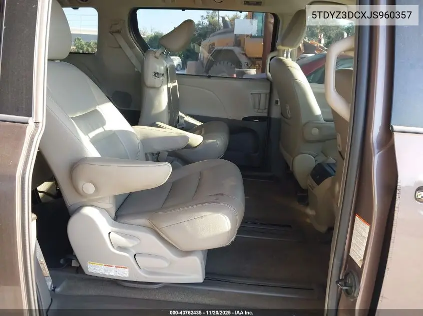 5TDYZ3DCXJS960357 2018 Toyota Sienna Xle 8 Passenger