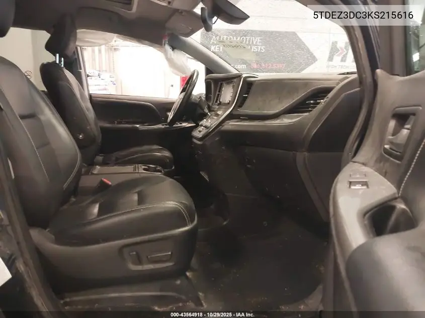 5TDEZ3DC3KS215616 2019 Toyota Sienna Se