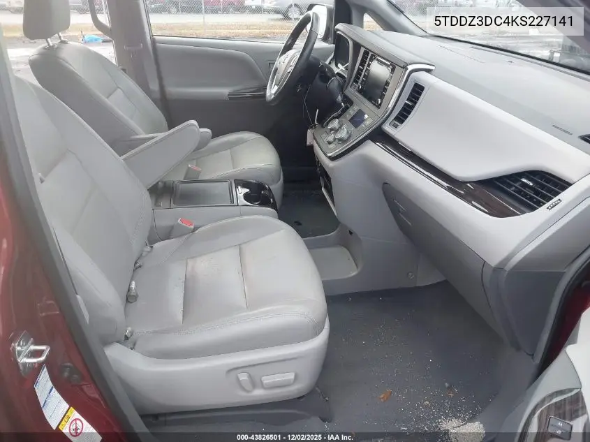 5TDDZ3DC4KS227141 2019 Toyota Sienna Xle 7 Passenger