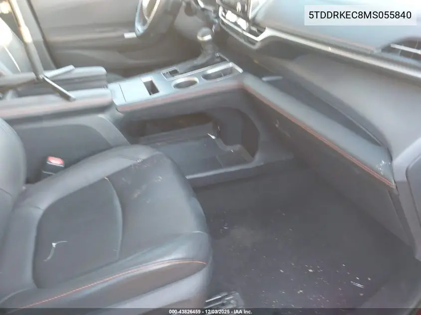 5TDDRKEC8MS055840 2021 Toyota Sienna Xse