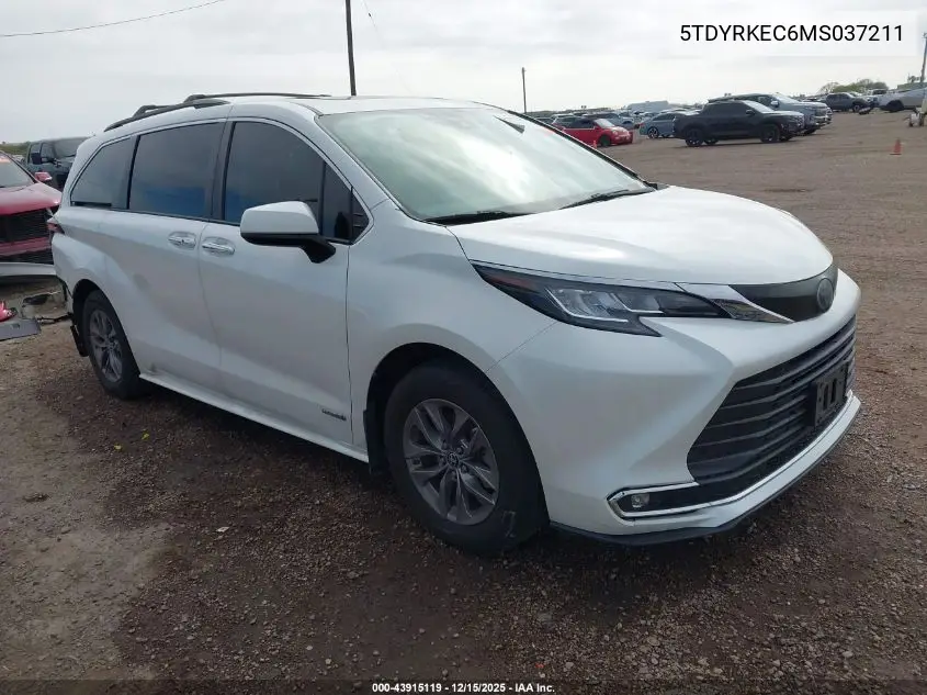 5TDYRKEC6MS037211 2021 Toyota Sienna Xle