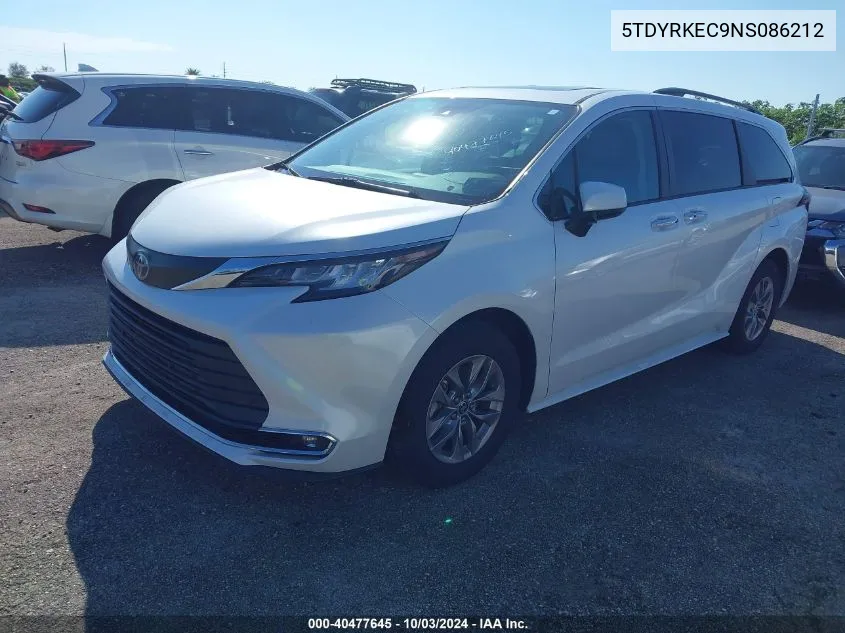 5TDYRKEC9NS086212 2022 Toyota Sienna Xle