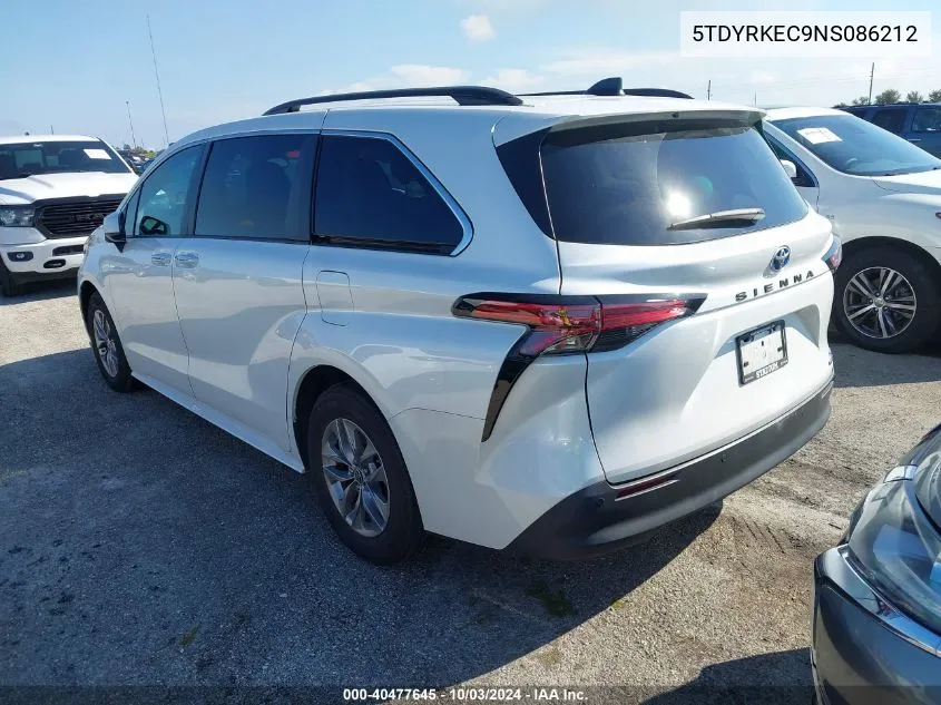 5TDYRKEC9NS086212 2022 Toyota Sienna Xle