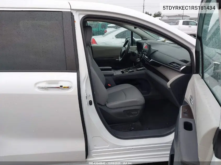 5TDYRKEC1RS181434 2024 Toyota Sienna Xle