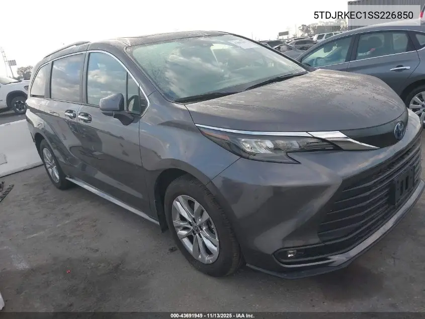 5TDJRKEC1SS226850 2025 Toyota Sienna Xle